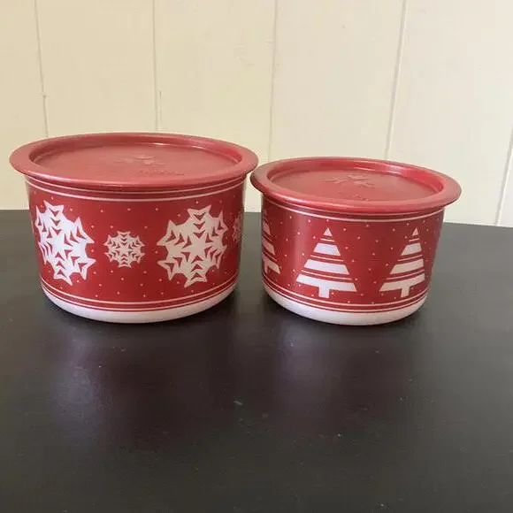 Tupperware One-Touch B Christmas Red Snowflake Canister - Red Lid - #2708 - EUC - Picture 1 of 7
